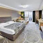 Hotel Gut Brandlhof 4*