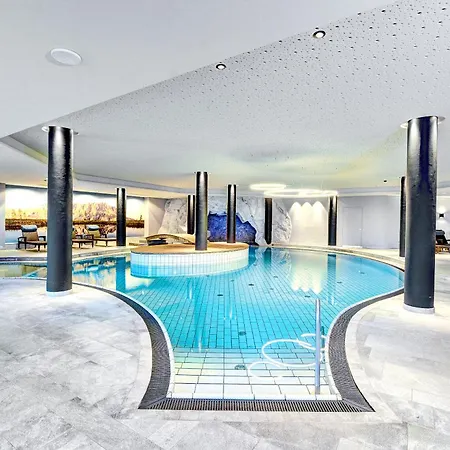 Gut Brandlhof Hotel 4*