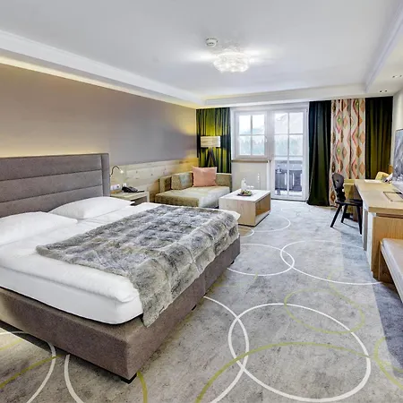 Hotel Gut Brandlhof 4*