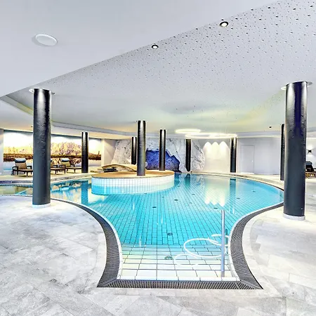 Gut Brandlhof 4*