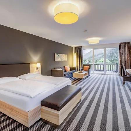 فندق Gut Brandlhof 4*